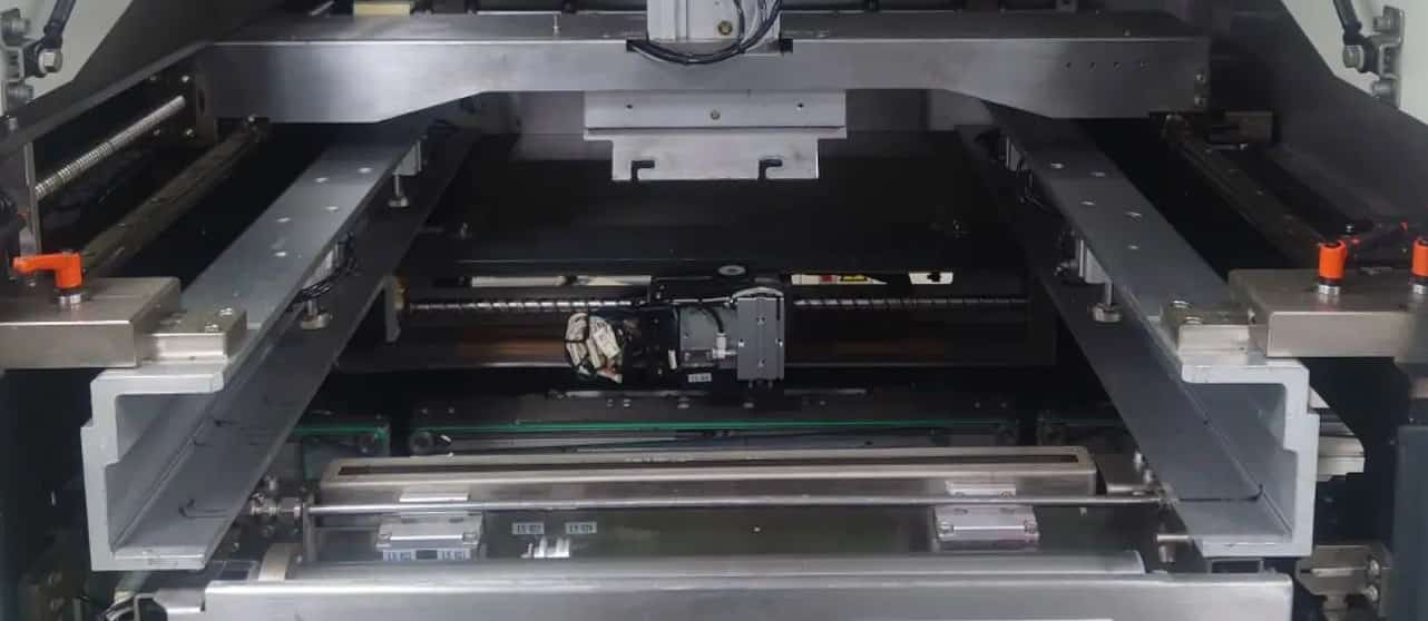 Internal diagram of SMT Solder paste printing equipment